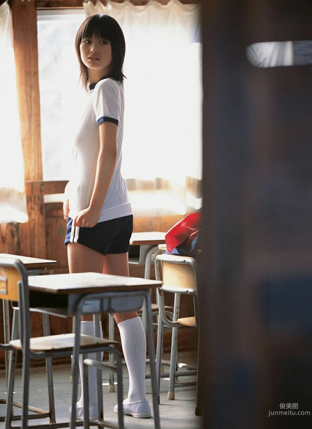 坂田彩 Aya Sakata 《超可愛美少女-UNDERAGE!》寫真集 [YS Web] Vol.202 33