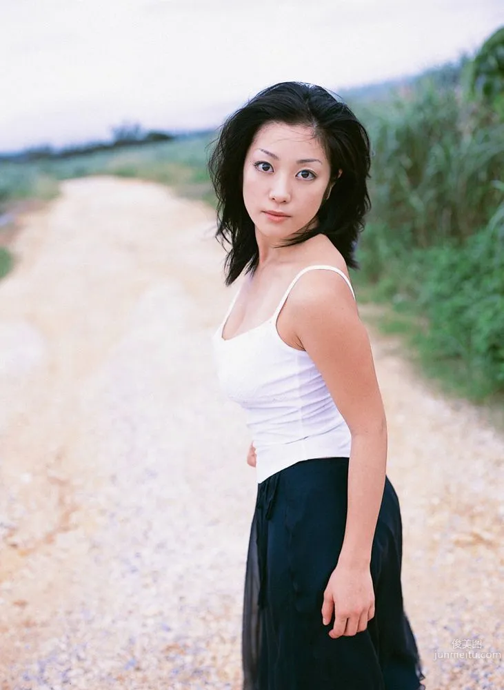 小向美奈子《Now & Then》寫真集 [YS Web] Vol.128 26