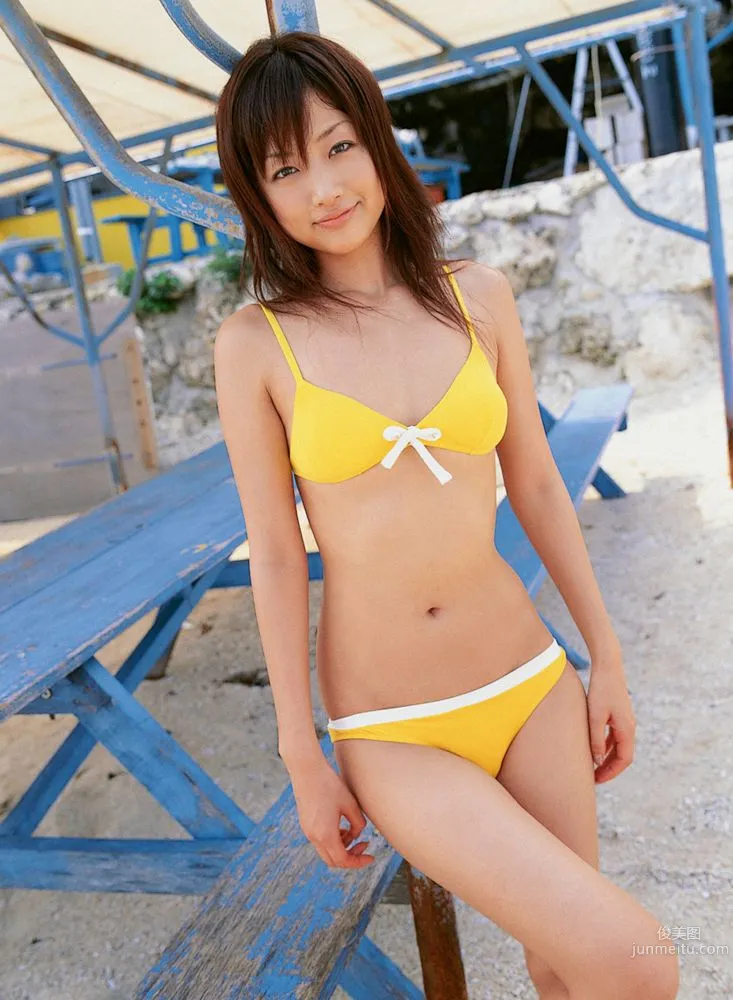 工藤裡紗《Queen of Smile》寫真集 [YS Web] Vol.164 24