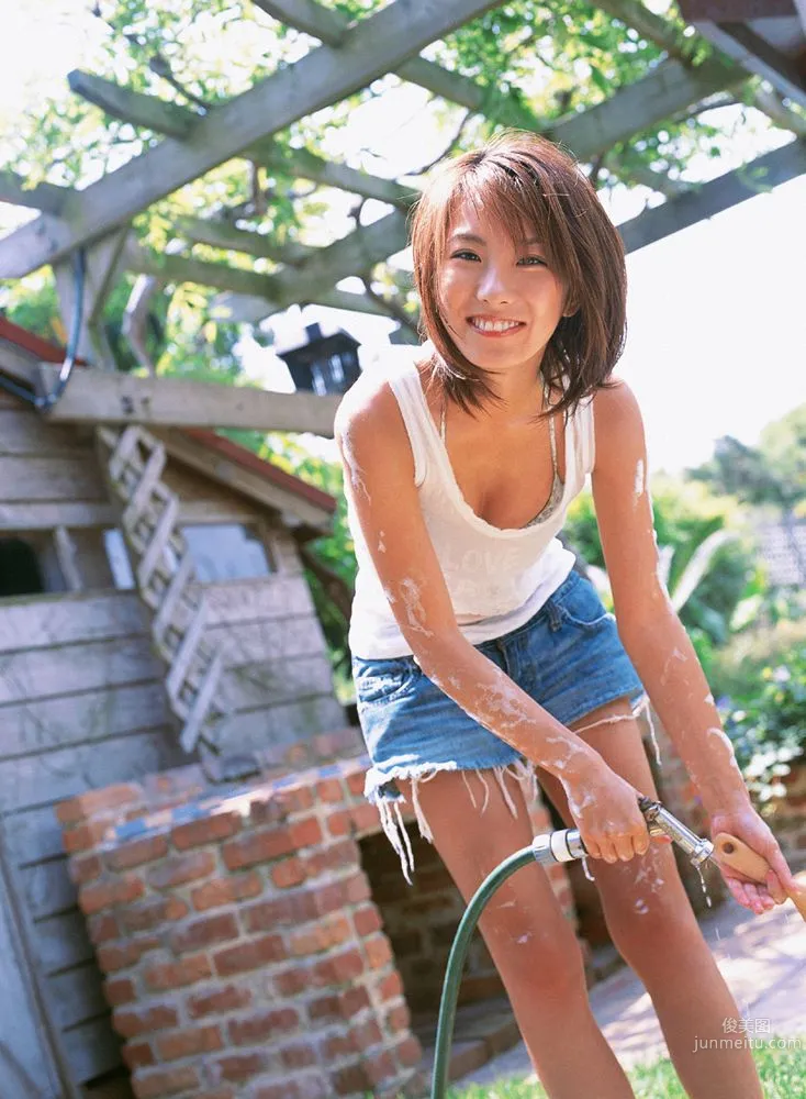 山本梓《Life is Full of Joy》写真集 [YS Web] Vol.1294