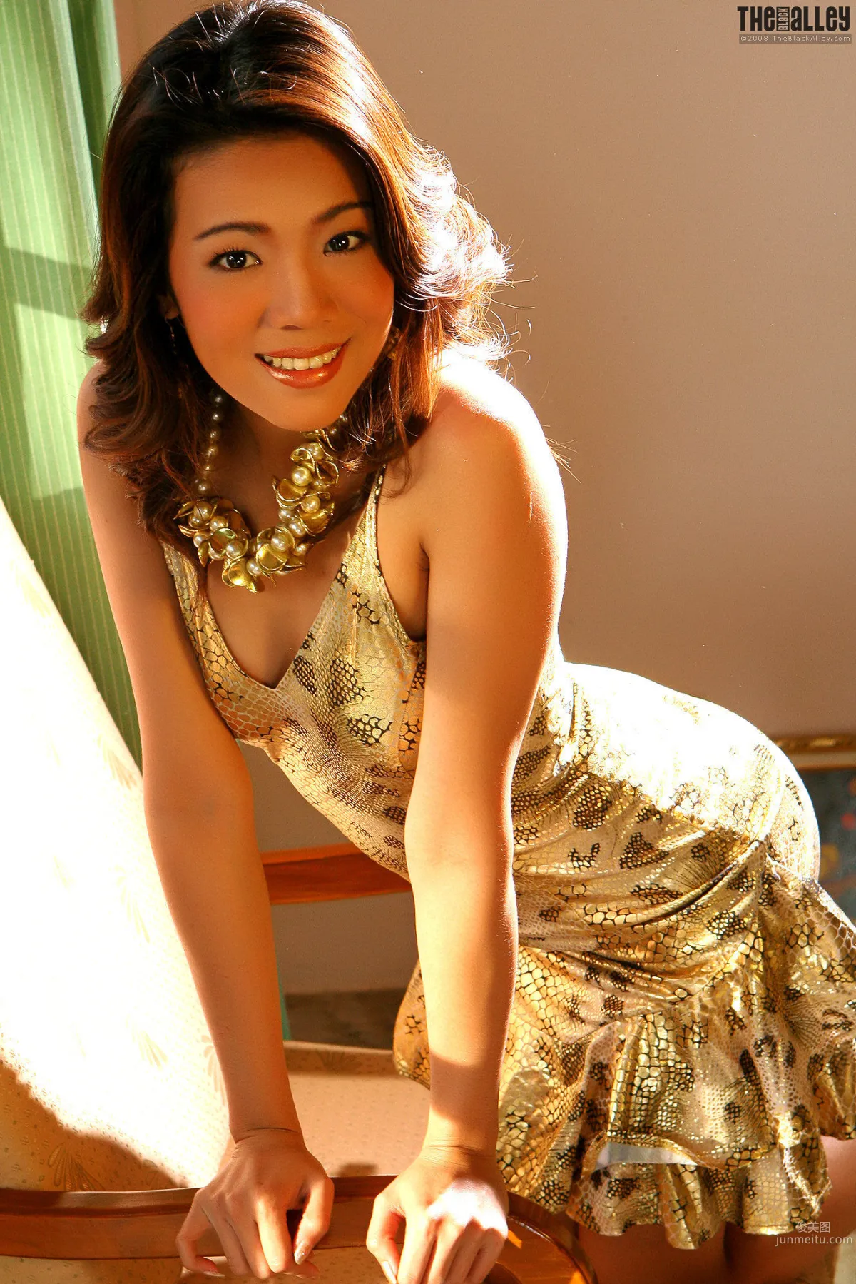 [TheBlackAlley] Wendy Yee 優雅貴婦人 寫真集 8