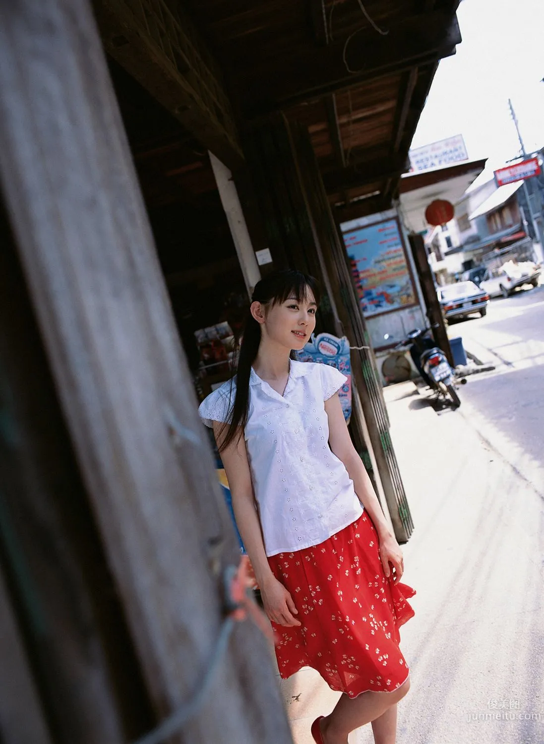 秋山莉奈《Watch Her Hip!》寫真集 [YS Web] Vol.200 17