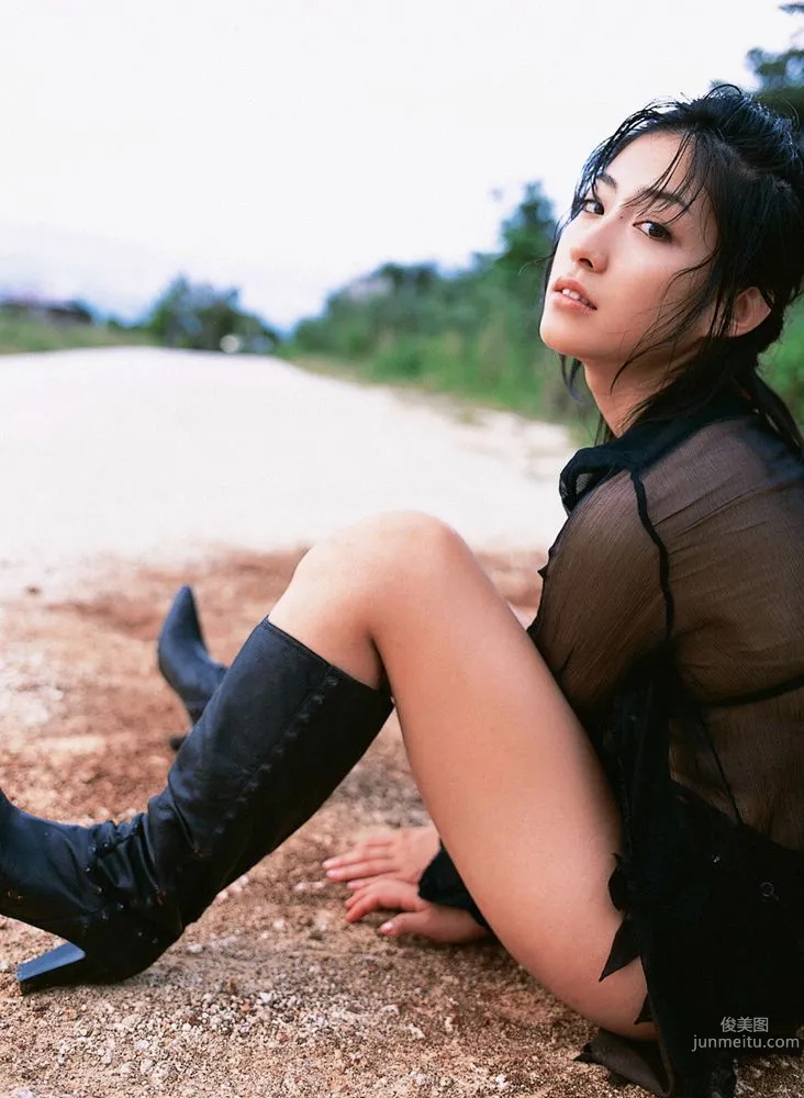 佐藤寛子《Alternative Girl》寫真集 [YS Web] Vol.145 30