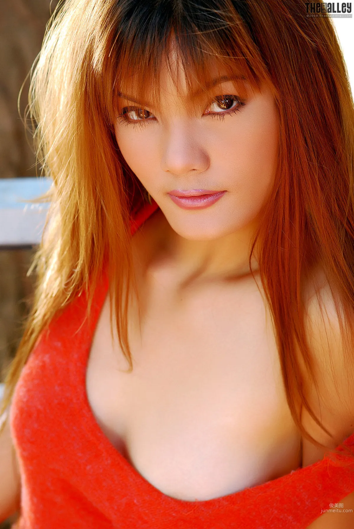 [TheBlackAlley] Jennifer Lim 禦姐誘惑 寫真集 33