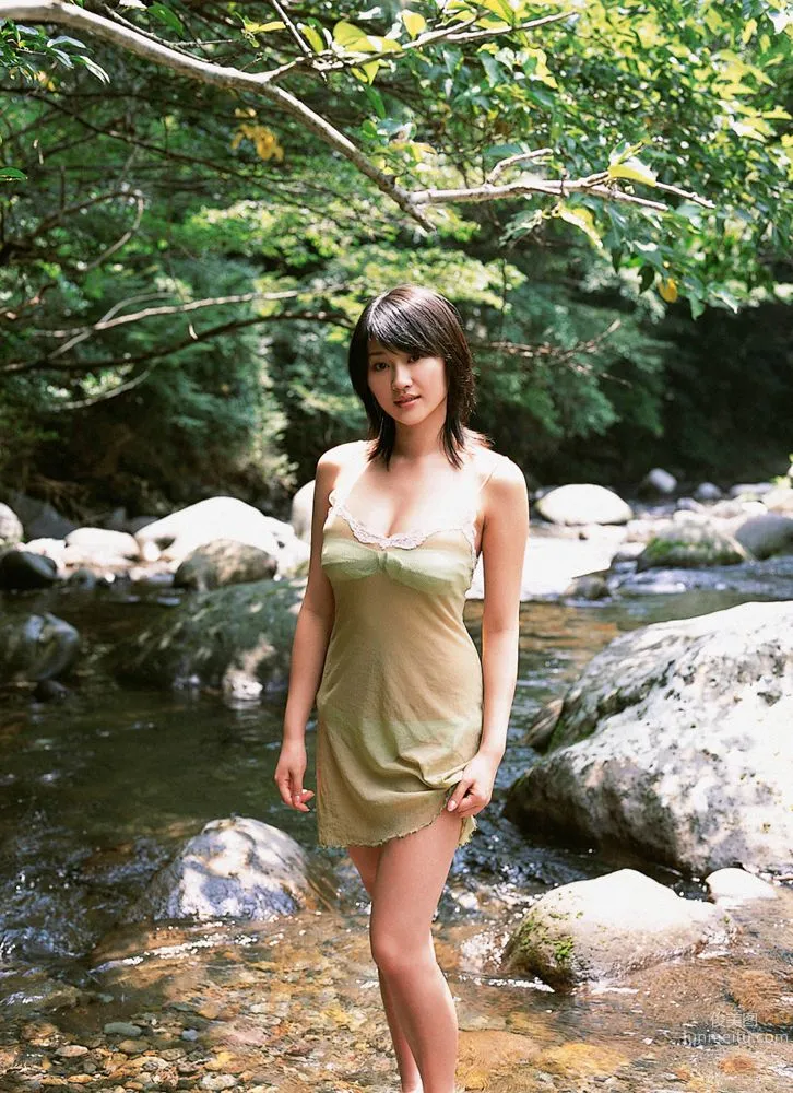 原幹恵《Fカップ美少女は、いつだって元気いぱい》寫真集 [YS Web] Vol.181 25