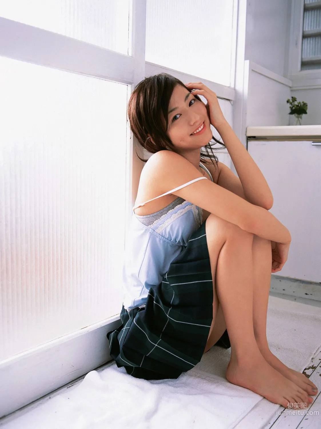 杉本有美《超本格派美少女降臨!!》寫真集 [YS Web] Vol.196 66