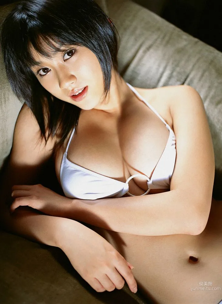 原幹恵《卒業……制服を脫ぎます》寫真集 [YS Web] Vol.153 10