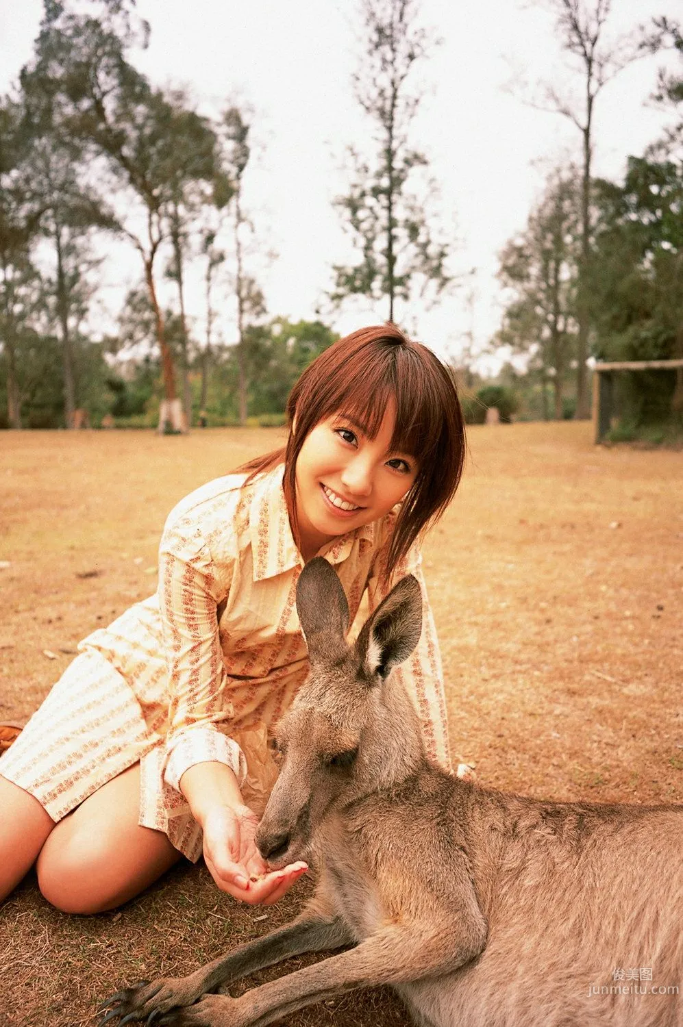 山本梓《フイルドでいこう!》写真集 [YS Web] Vol.21022