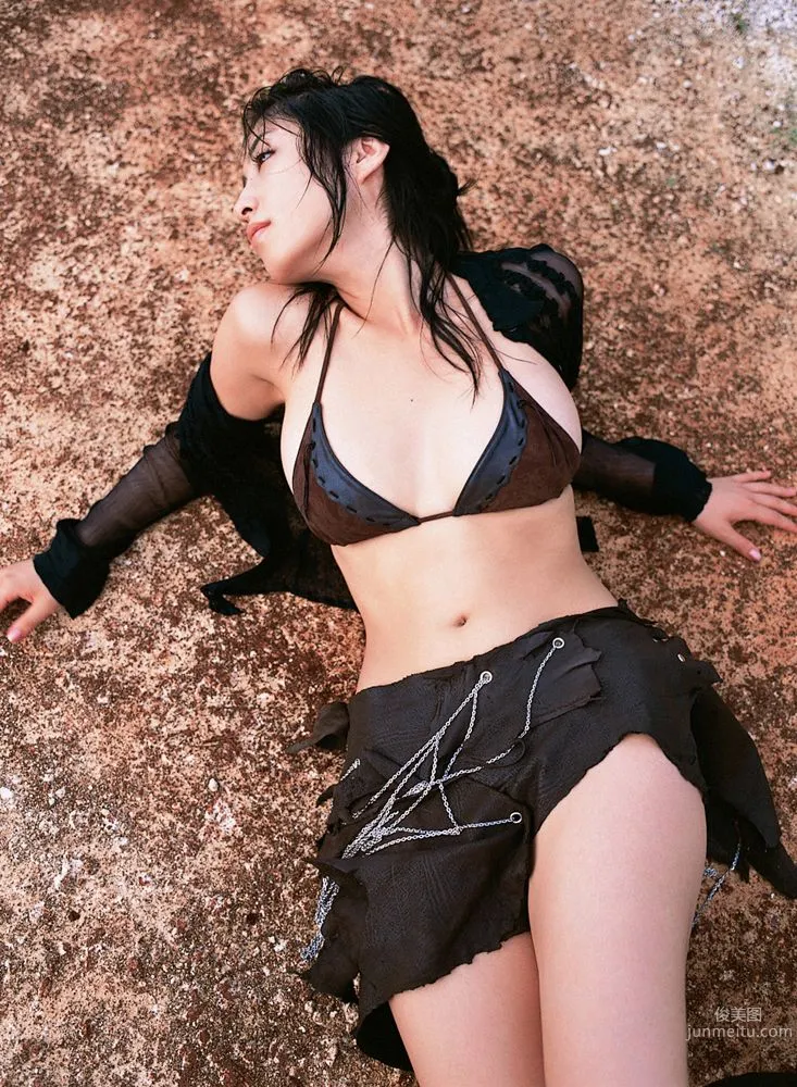 佐藤寛子《Alternative Girl》寫真集 [YS Web] Vol.145 32