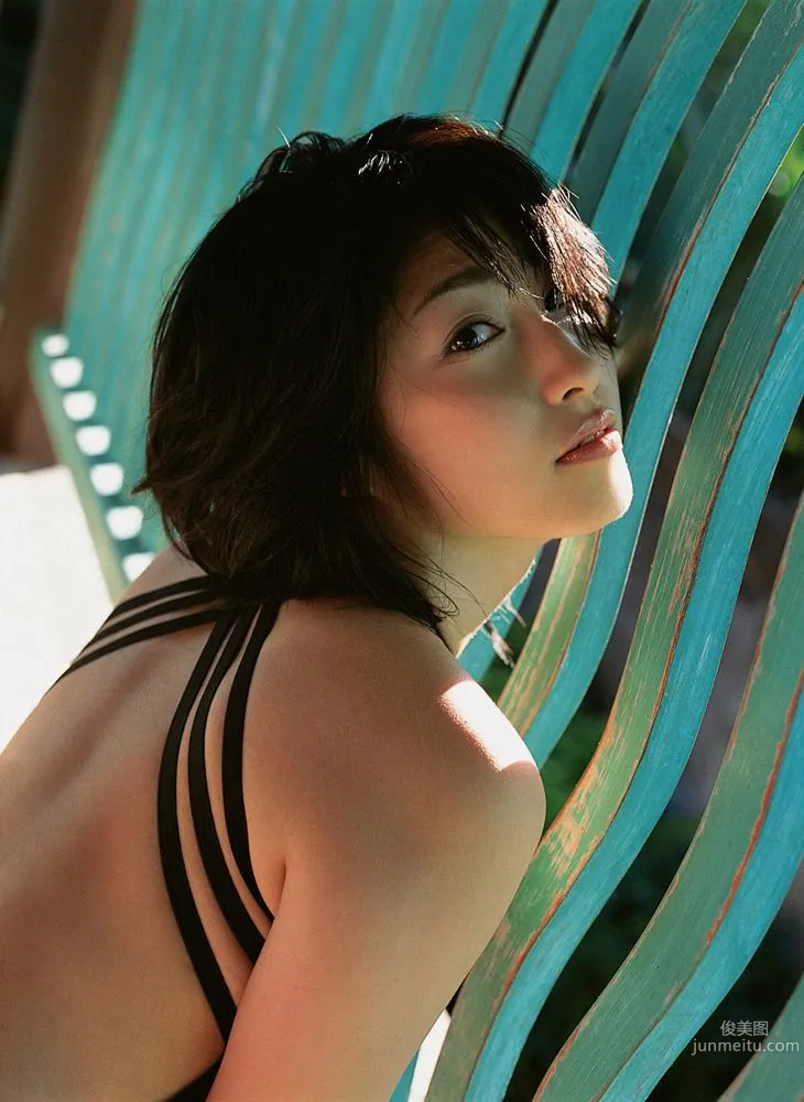 佐藤寛子《Lights,Camera,Action》写真集 [YS Web] Vol.13734