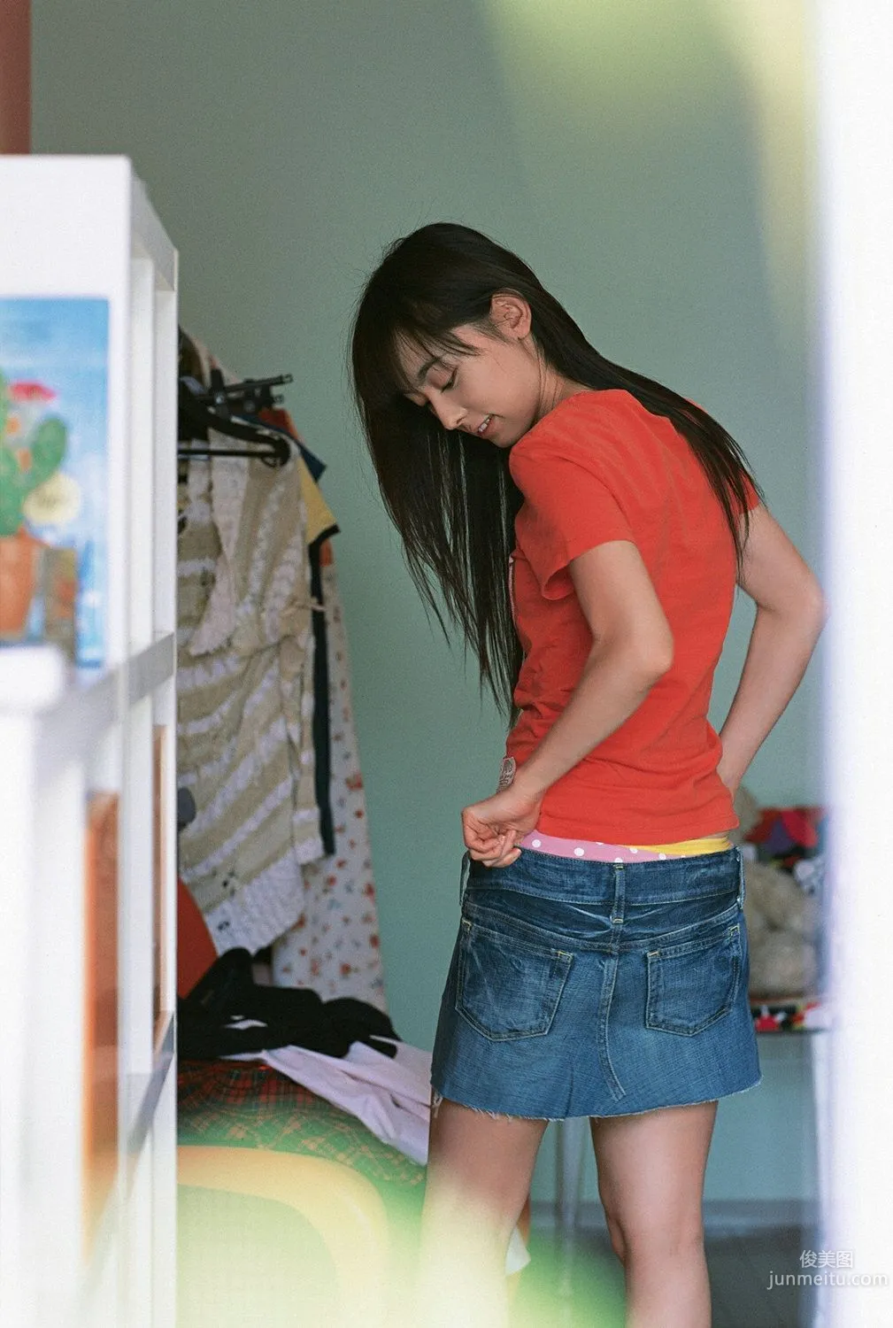 秋山莉奈《キミの素颜こつそりのぞいちやいま？？？た》写真集 [YS Web] Vol.20731