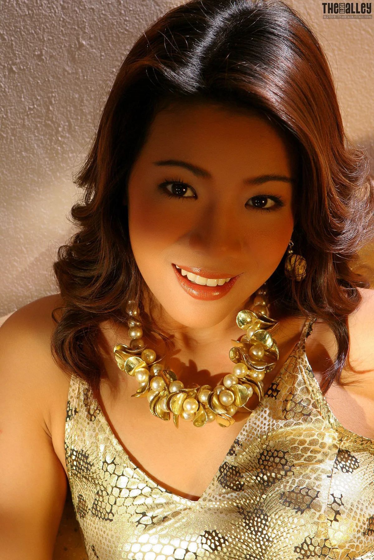 [TheBlackAlley] Wendy Yee 優雅貴婦人 寫真集 11