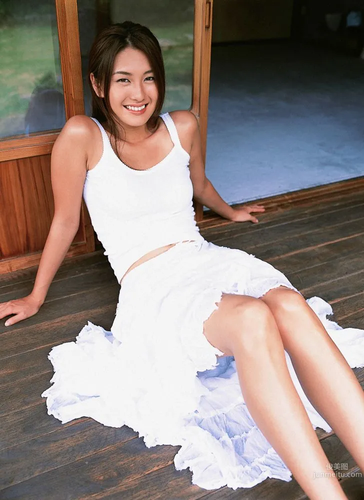 矢吹春奈《桟橋で待ち合わせ》寫真集 [YS Web] Vol.150 44
