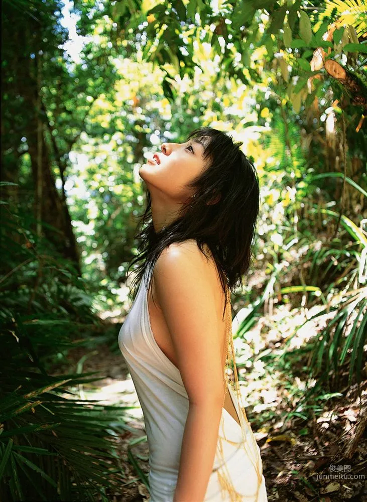 佐藤寛子《川の流れに、身をゆだねて…》寫真集 [YS Web] Vol.173 6