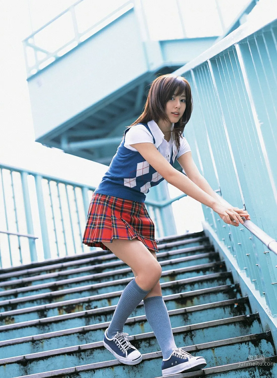 杉本有美《壓倒的美少女》寫真集 [YS Web] Vol.218 46