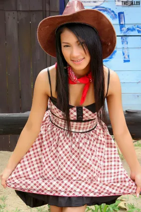[TheBlackAlley] Sophie Chin 朋克連衣裙 寫真集