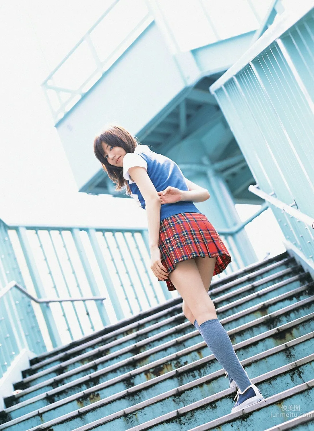 杉本有美《壓倒的美少女》寫真集 [YS Web] Vol.218 47