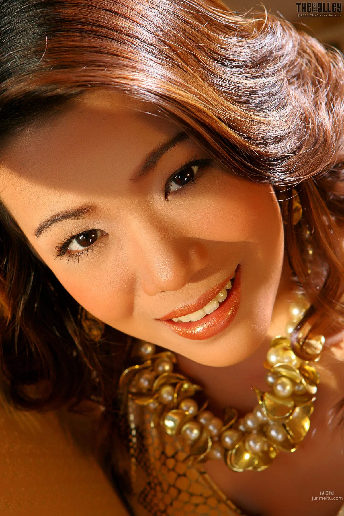 [TheBlackAlley] Wendy Yee 優雅貴婦人 寫真集 5
