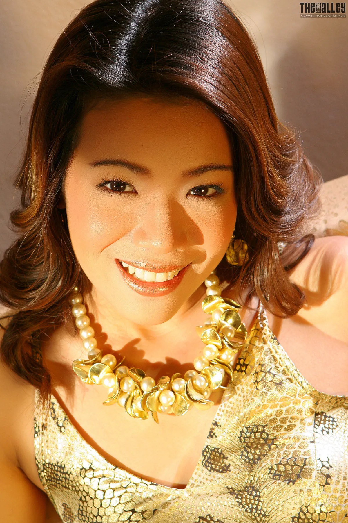 [TheBlackAlley] Wendy Yee 優雅貴婦人 寫真集 16
