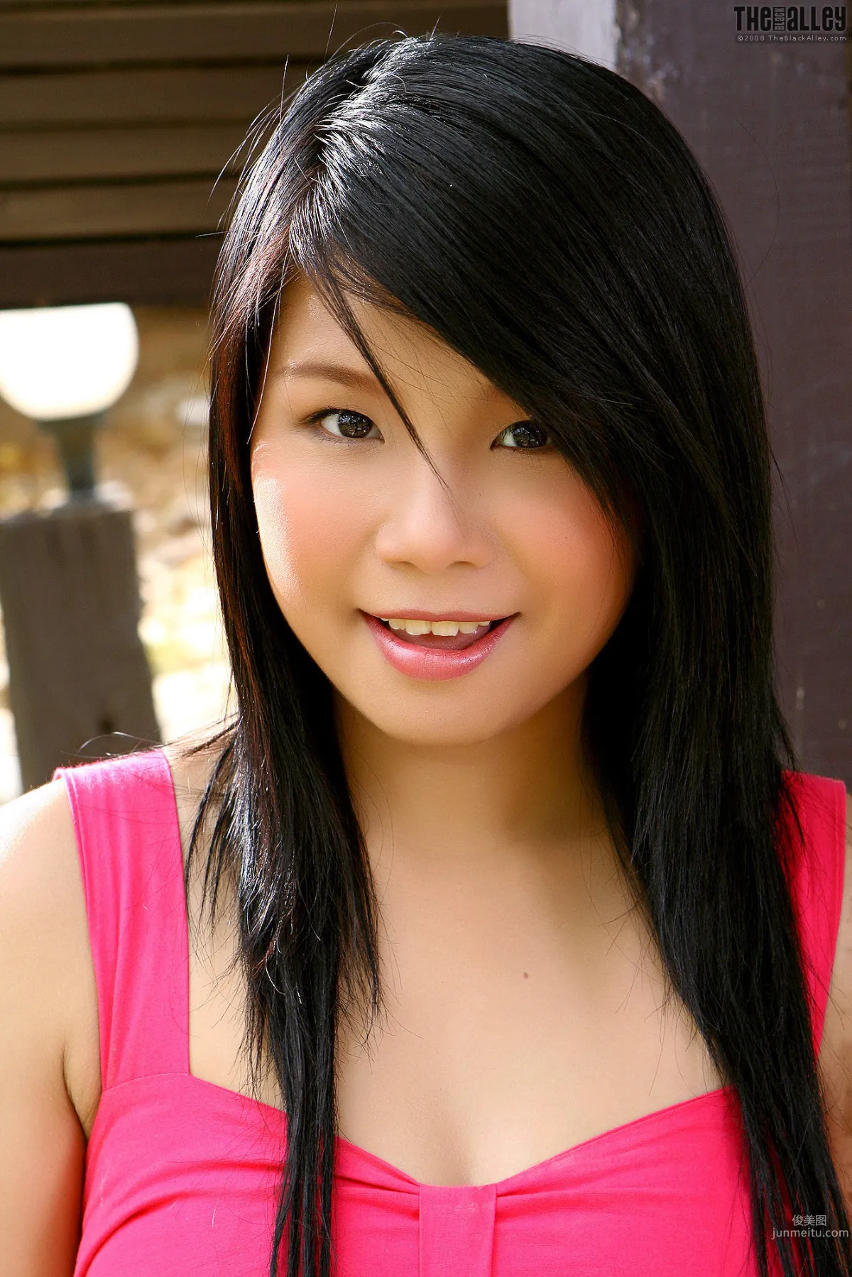 [The Black Alley] Lora Lee 连衣裙少女 写真集1