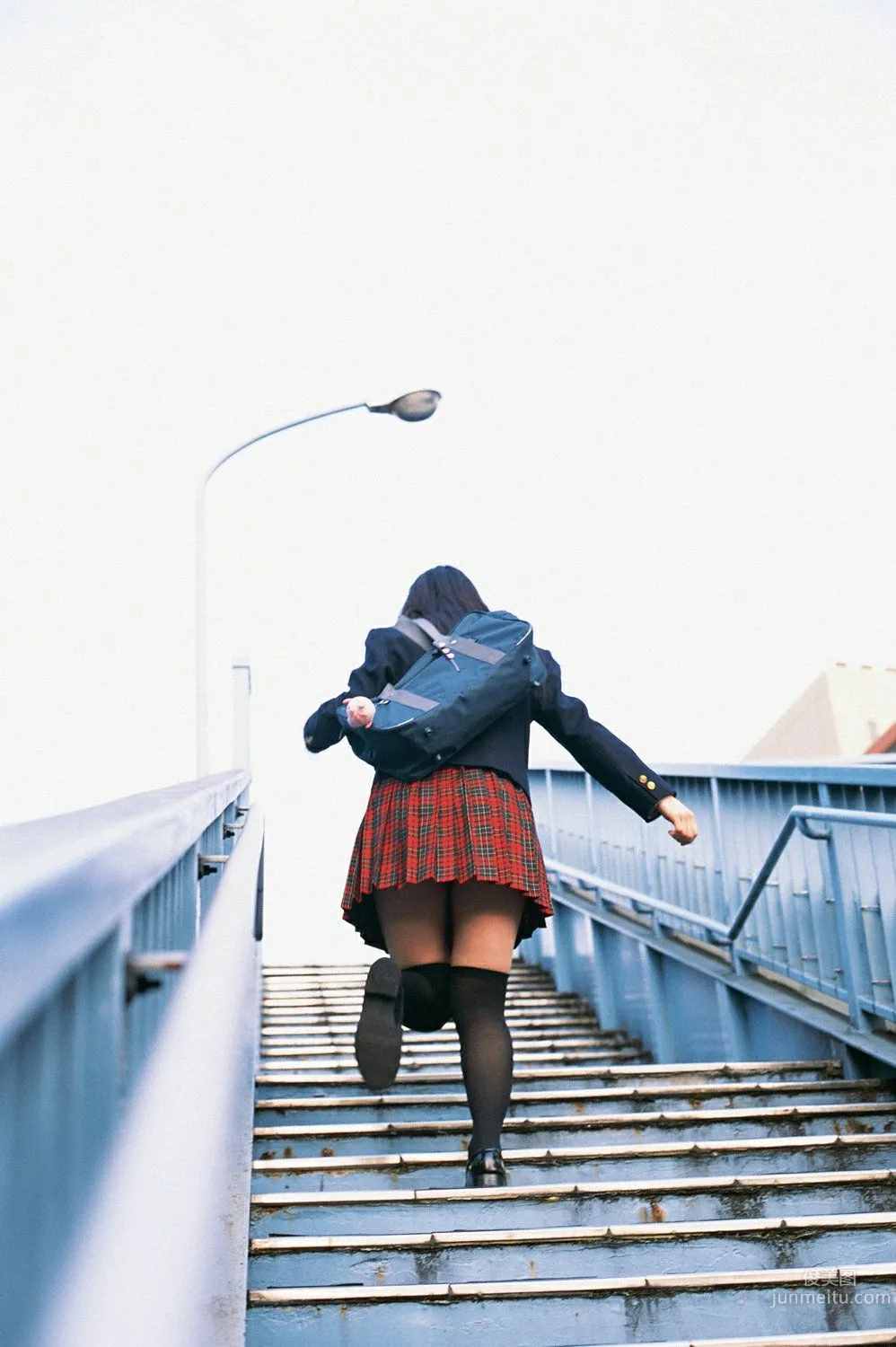 秋山莉奈《キミの素颜こつそりのぞいちやいま？？？た》写真集 [YS Web] Vol.20719