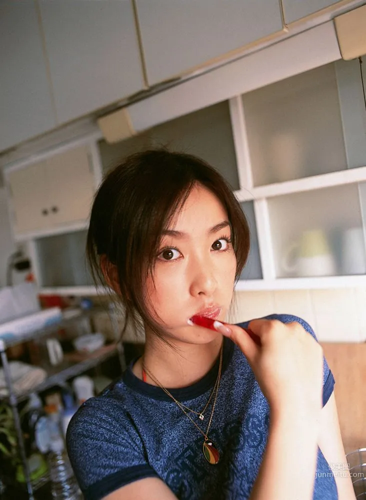 瀬戸早妃《お部屋で密着!! お風呂で》寫真集 [YS Web] Vol.148 13