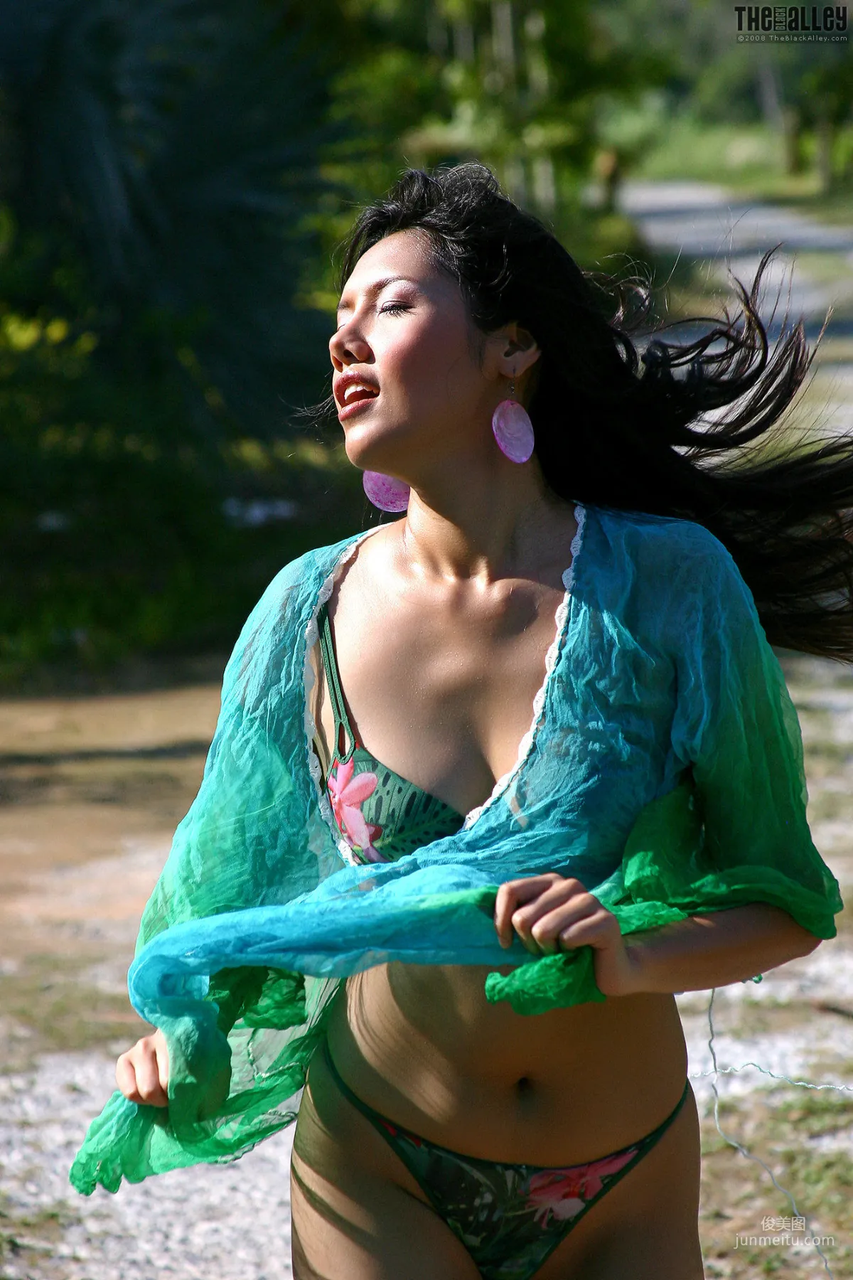 [TheBlackAlley] Siriprapa Tung 唯美薄紗人體 寫真集 18
