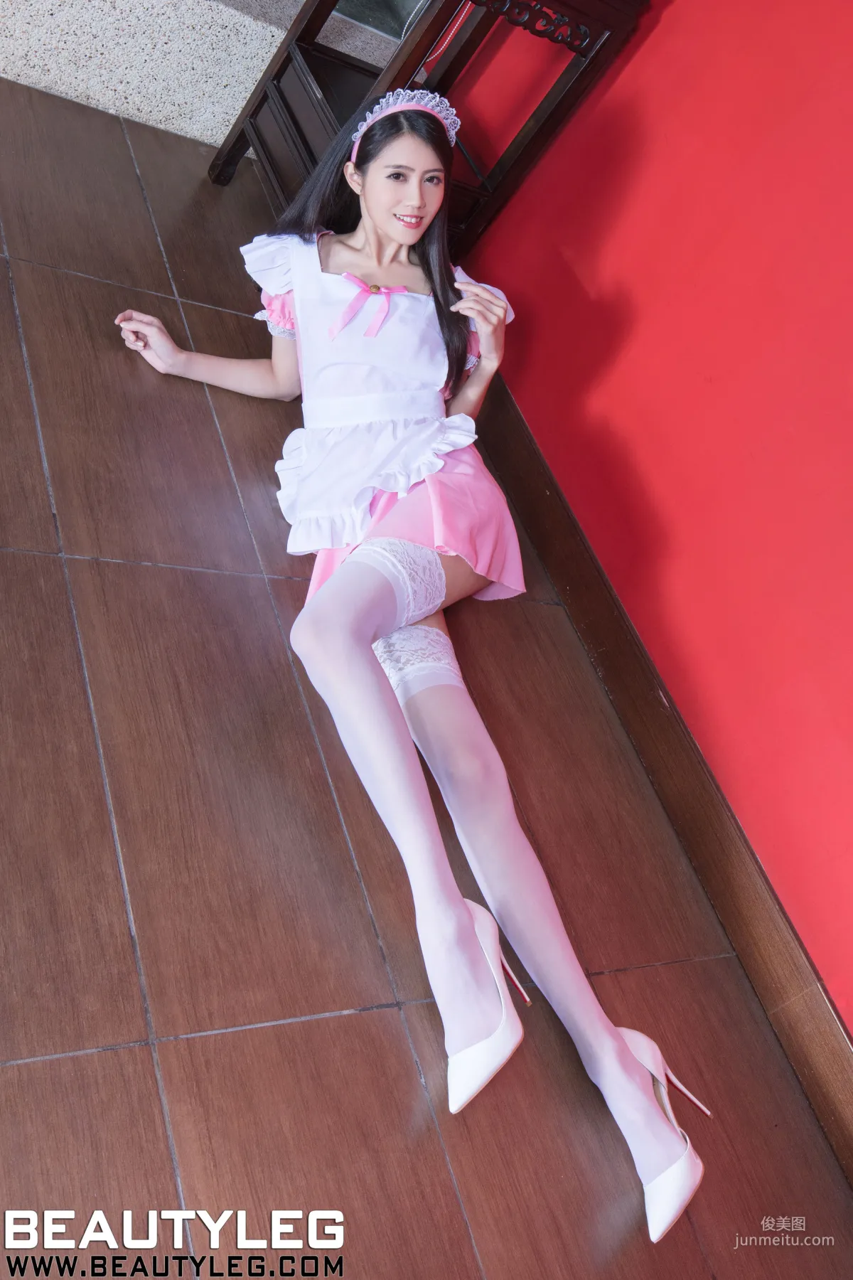 腿模Candy廖坎蒂《黑絲OL+粉色女仆》 [Beautyleg] NO.1522 美腿寫真集 11
