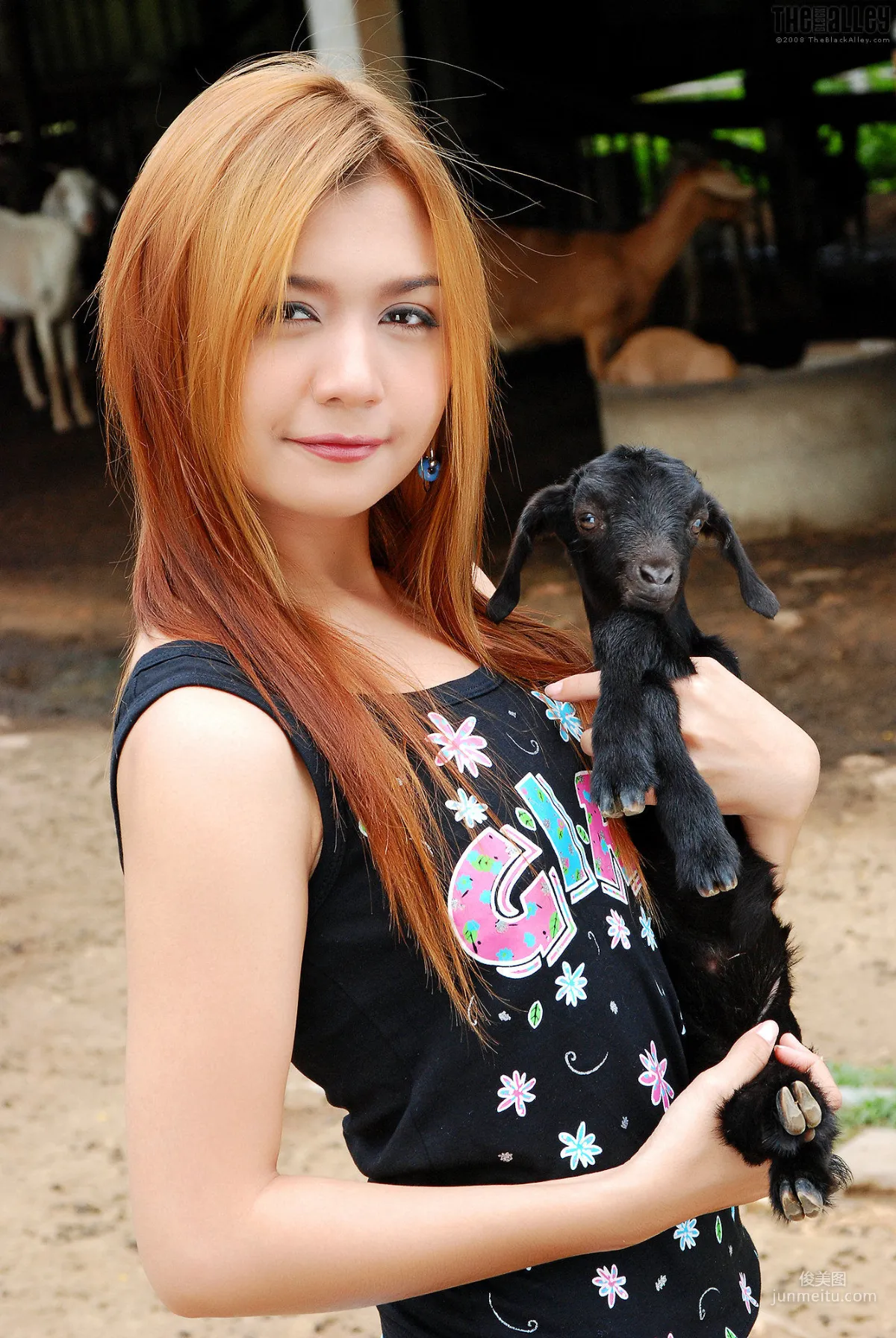 [TheBlackAlley] Vanessa Cho 小黑羊萌女 寫真集 10