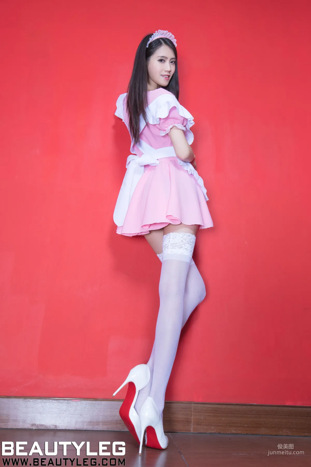 腿模Candy廖坎蒂《黑絲OL+粉色女仆》 [Beautyleg] NO.1522 美腿寫真集 6