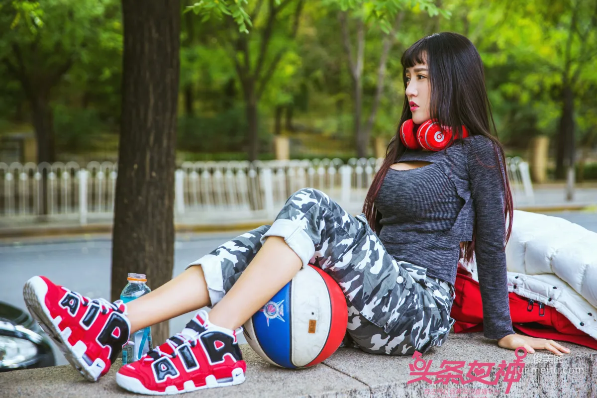 大晗《你的籃球寶貝女友》 [頭條女神Toutiaogirls] 寫真集 10