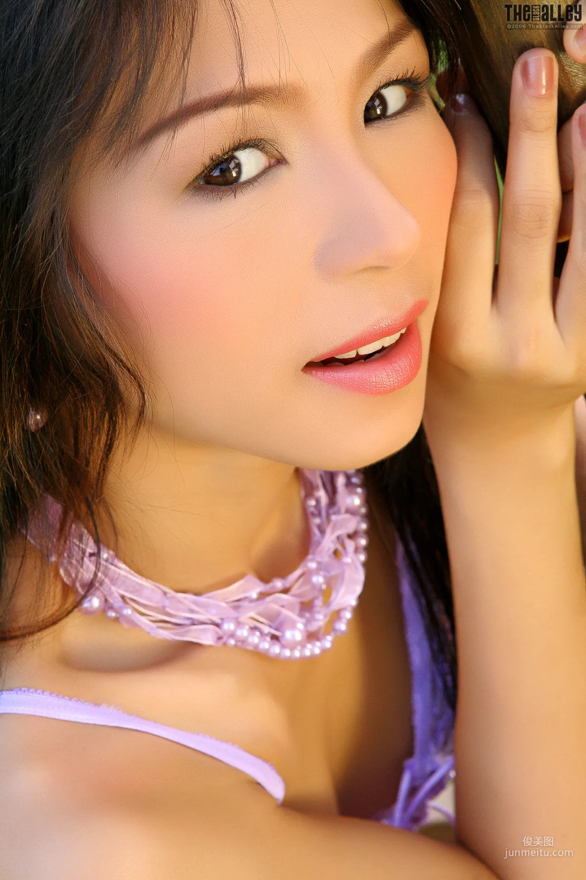 [TheBlackAlley/TBA黑巷] Vicky Wei 蕾絲吊帶裙 寫真集 16
