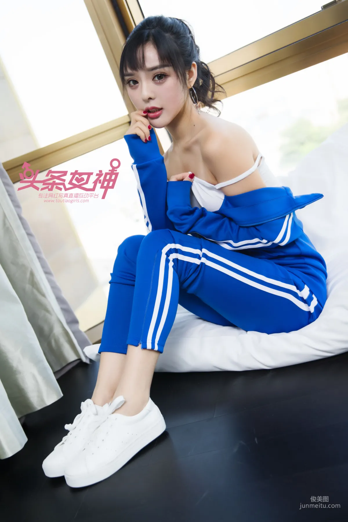周熙妍《期中考試》 [頭條女神Toutiaogirls] 寫真集 9