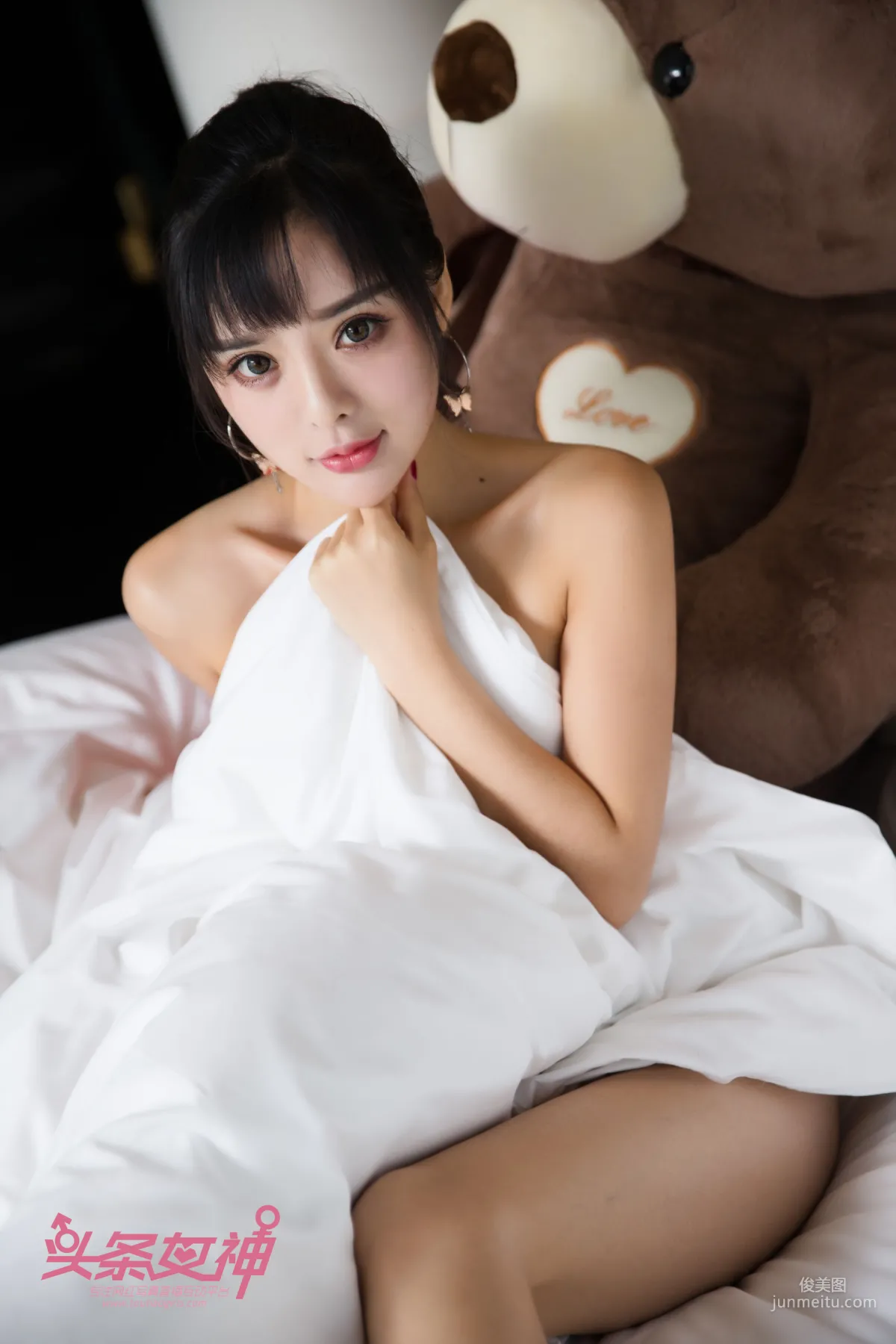 周熙妍《小可愛女孩》 [頭條女神Toutiaogirls] 寫真集 18