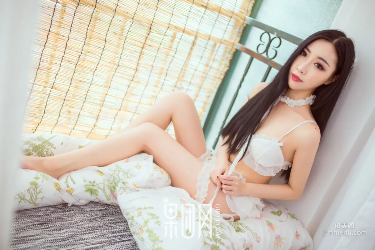 小雨《白絲美照》 [果團網Girlt] NO.099 寫真集 16