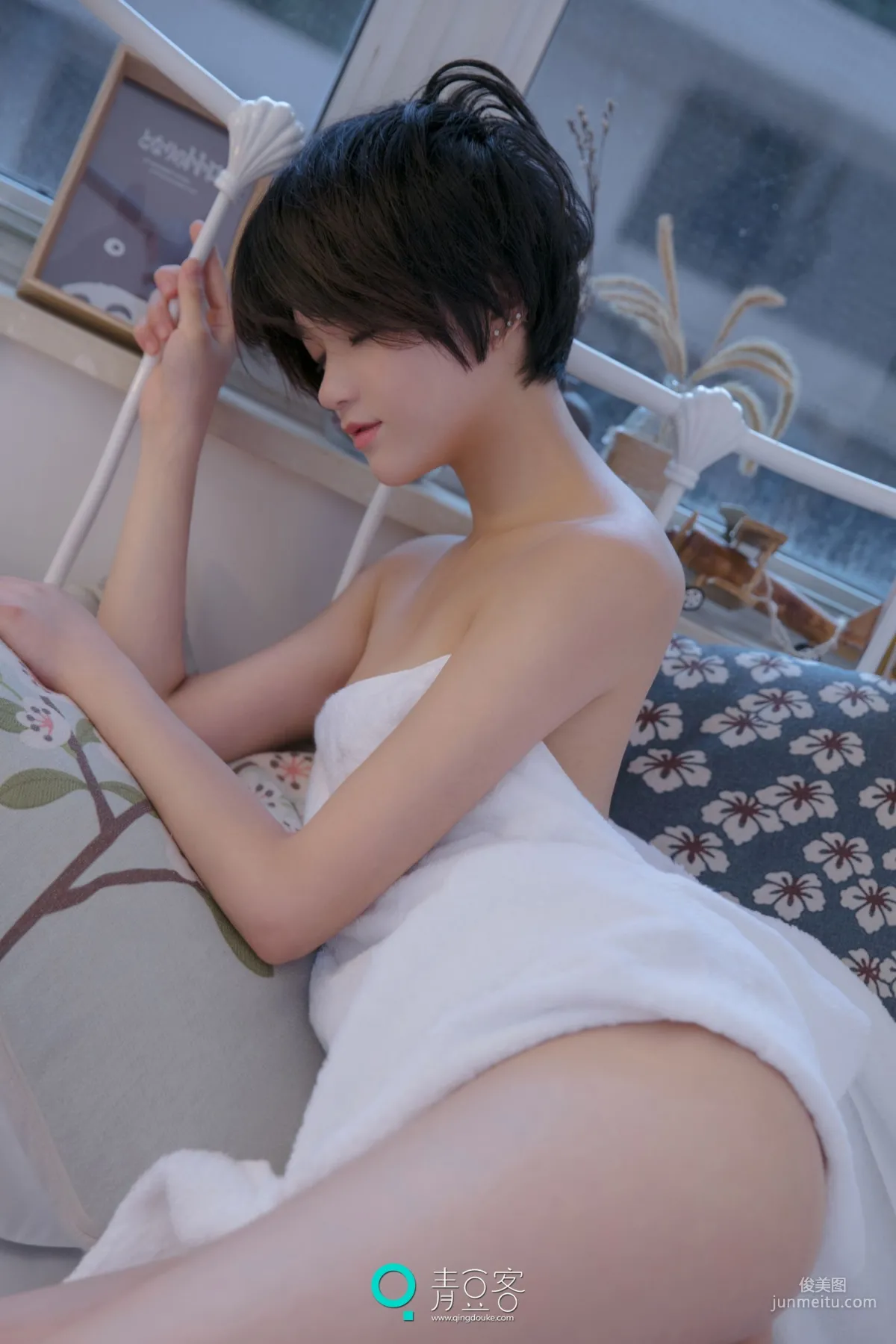 悦爷《短发少女》 [青豆客QingDouKe] 写真集53