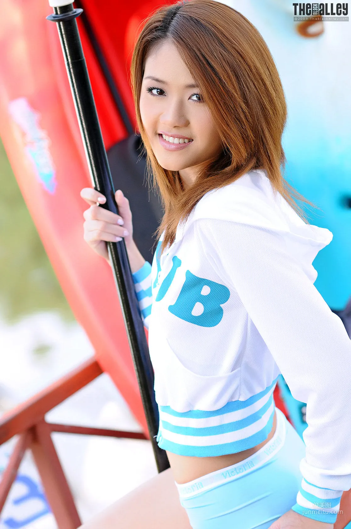 Marie Fang《运动服外拍》 [The Black Alley] 写真集9