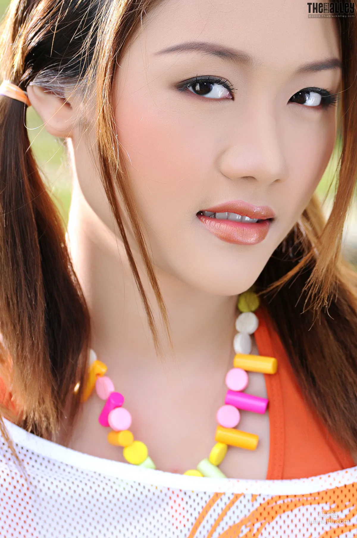 Marie Fang《双马尾萌女》 [The Black Alley] 写真集13