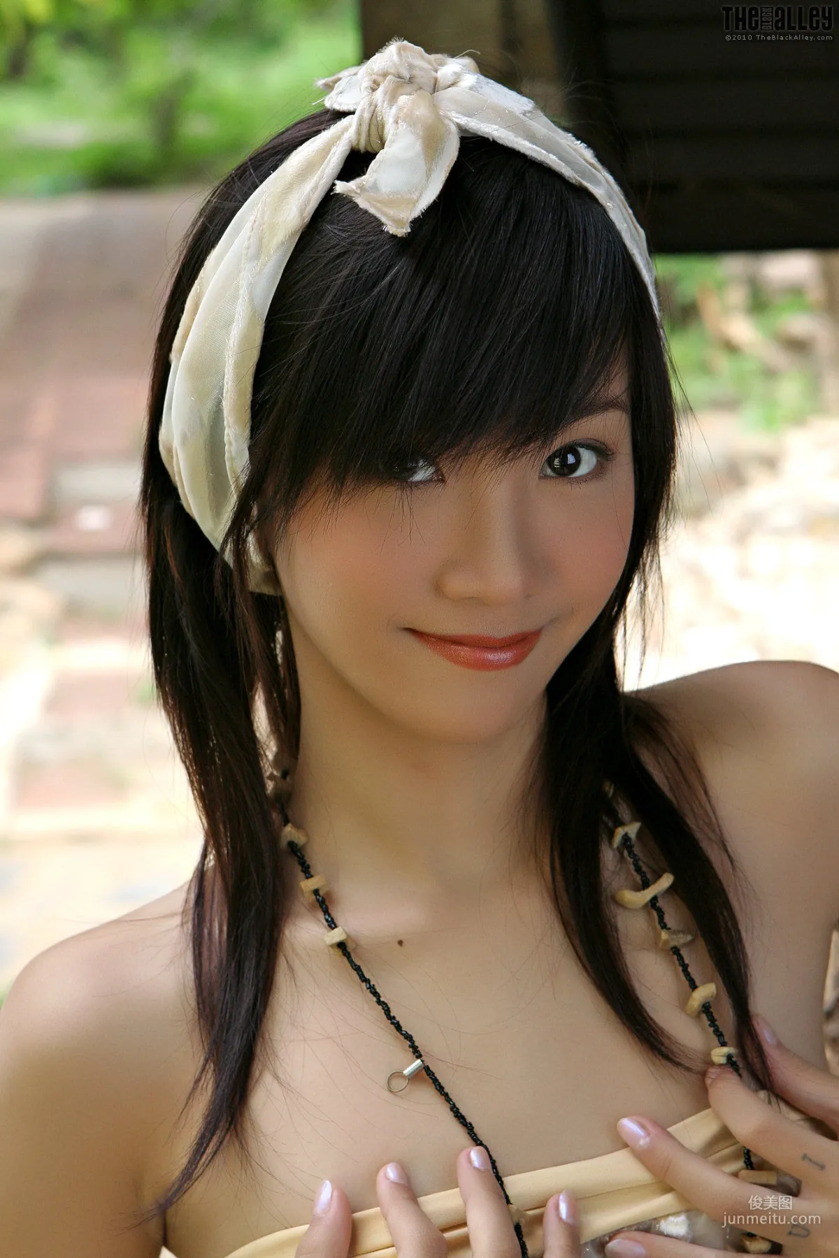 陳麗/Lolita Cheng《極品萌小妹》 [The Black Alley] 寫真集 15