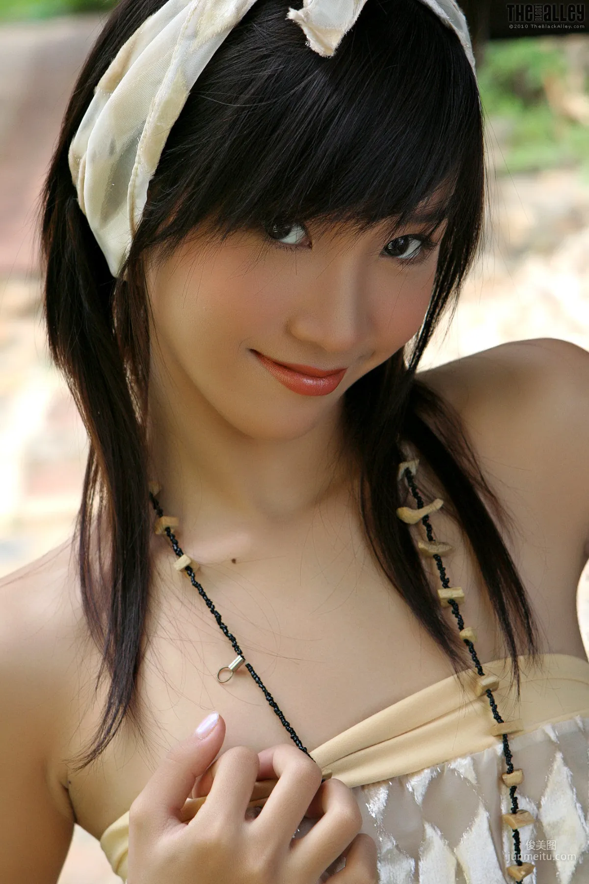 陳麗/Lolita Cheng《極品萌小妹》 [The Black Alley] 寫真集 13