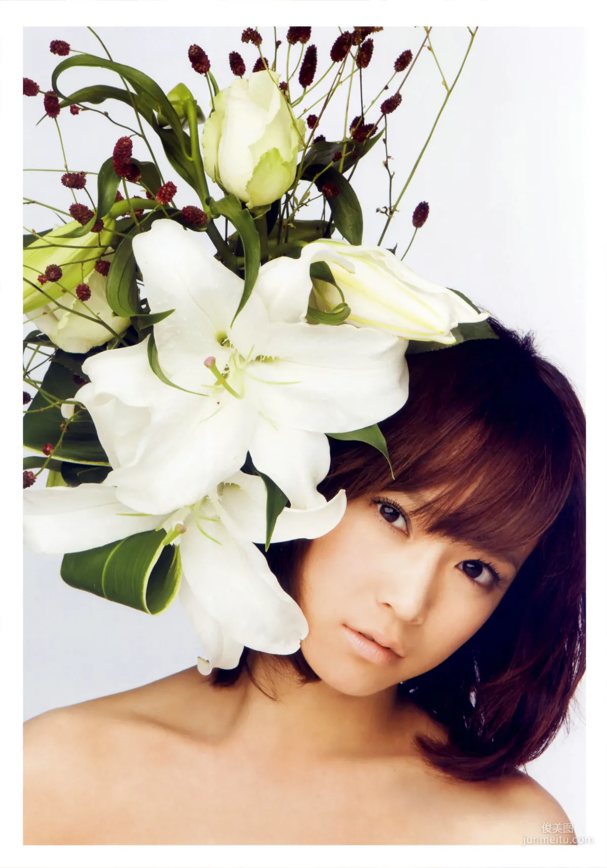 亀井絵裡《Thanks》 [PhotoBook] 寫真集 10