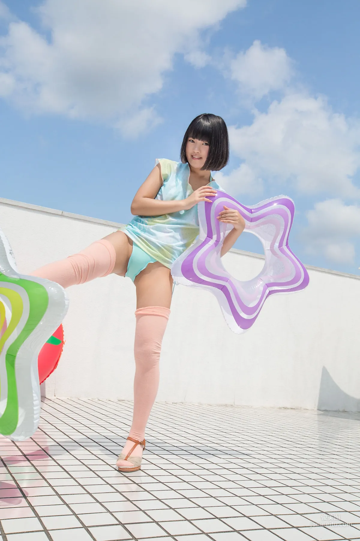 香月りお《阳光下的小萝莉》 [Minisuka.tv] 写真集7