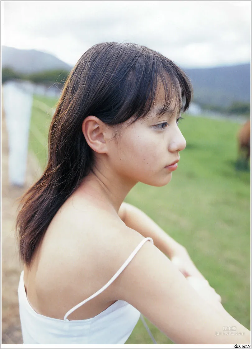 戸田恵梨香《Nature》 [Photobook] 寫真集 105