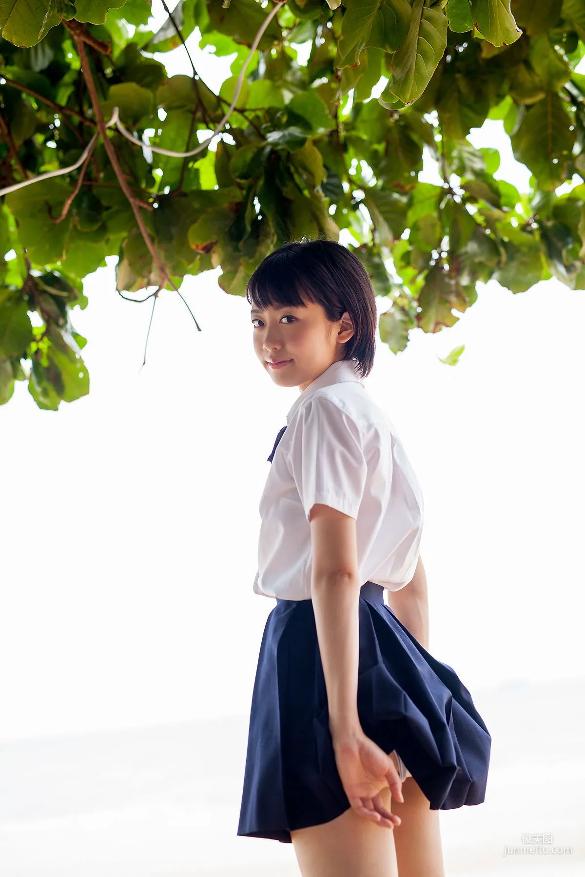 西野小春《海邊校服+高叉泳裝》 [Minisuka.tv] 寫真集 17