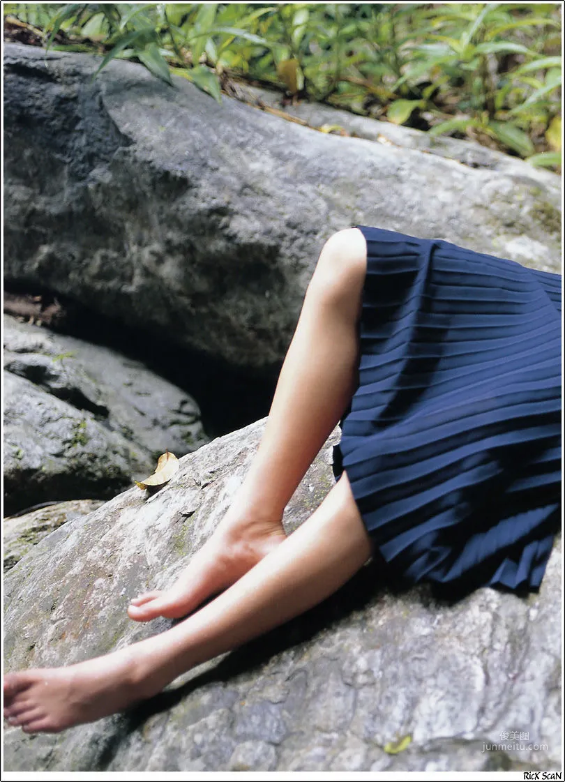 戸田恵梨香《Nature》 [Photobook] 寫真集 10