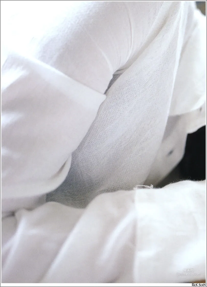 戸田恵梨香《Nature》 [Photobook] 寫真集 44