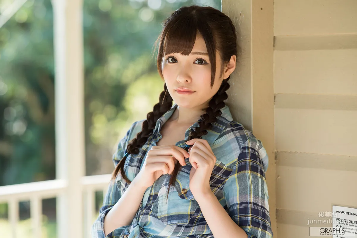 橋本ありな [AUTUMN SPECIAL!] [Graphis] Special 写真集8