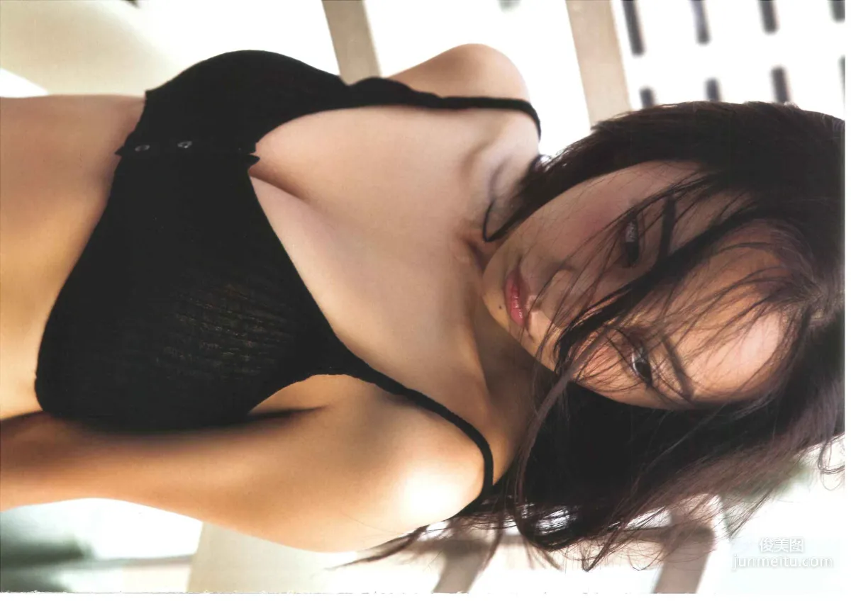 板野友美《release》 [PhotoBook] 写真集5