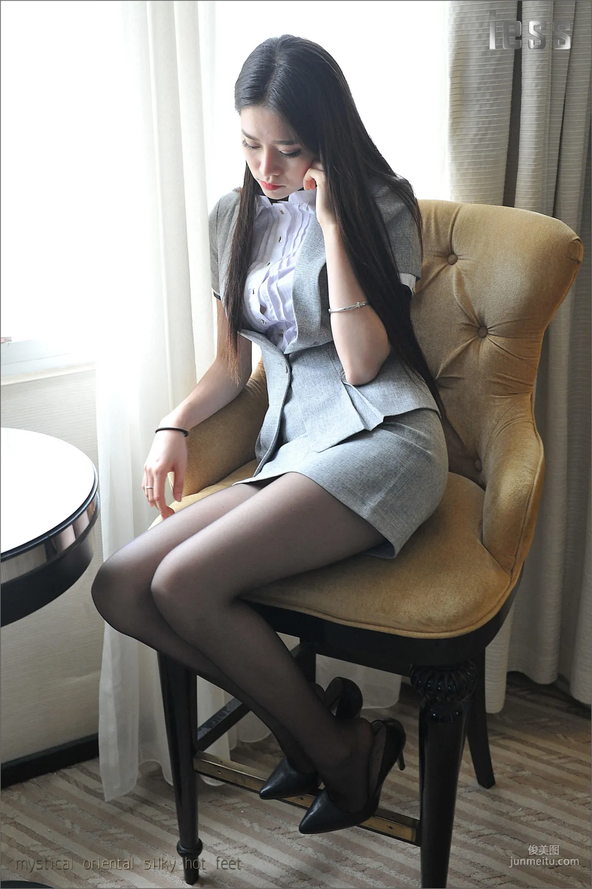 絲足便當011 佳佳 《我的腿神我的愛》[IESS異思趣向] 寫真集 13