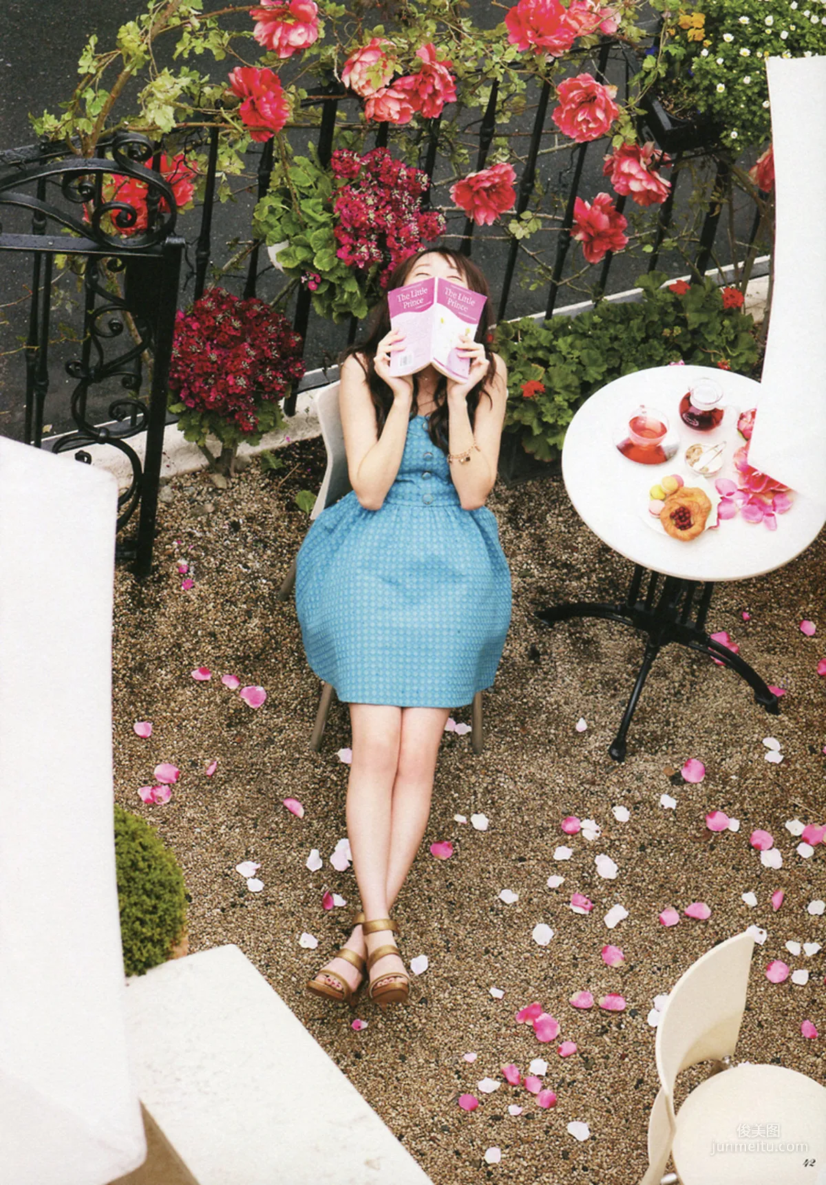 戸田恵梨香《ERIKA×CECIL McBEE Vivace》 [PhotoBook] 寫真集 32